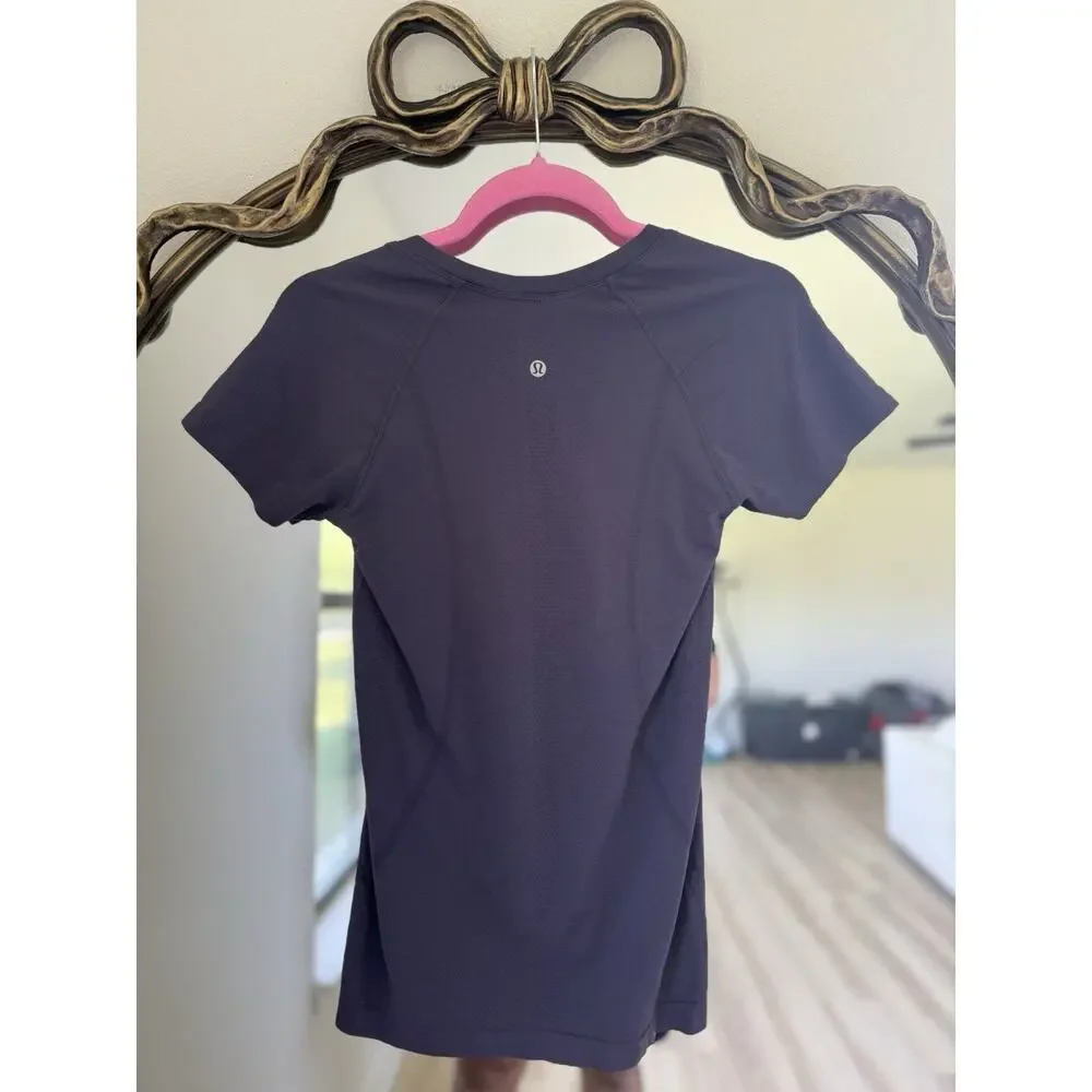 Lululemon Swiftly Tech Short Sleeve Shirt 2.0 Hip Length Women’s Size 6